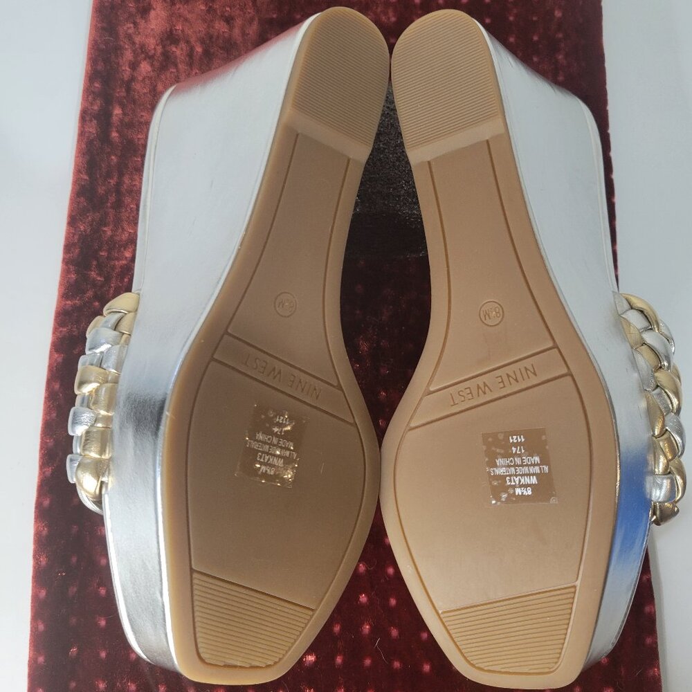 Nine West Metallic Silver & Gold Leather Wedge Size 8.5 Sandals NWT - Picture 10 of 10